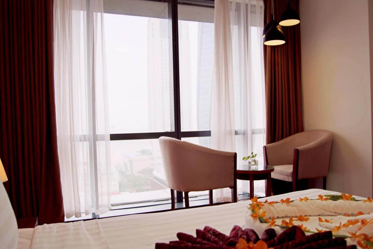 Da Nang Han River Hotel Exteriör bild